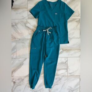 Teal Women's Scrub Set